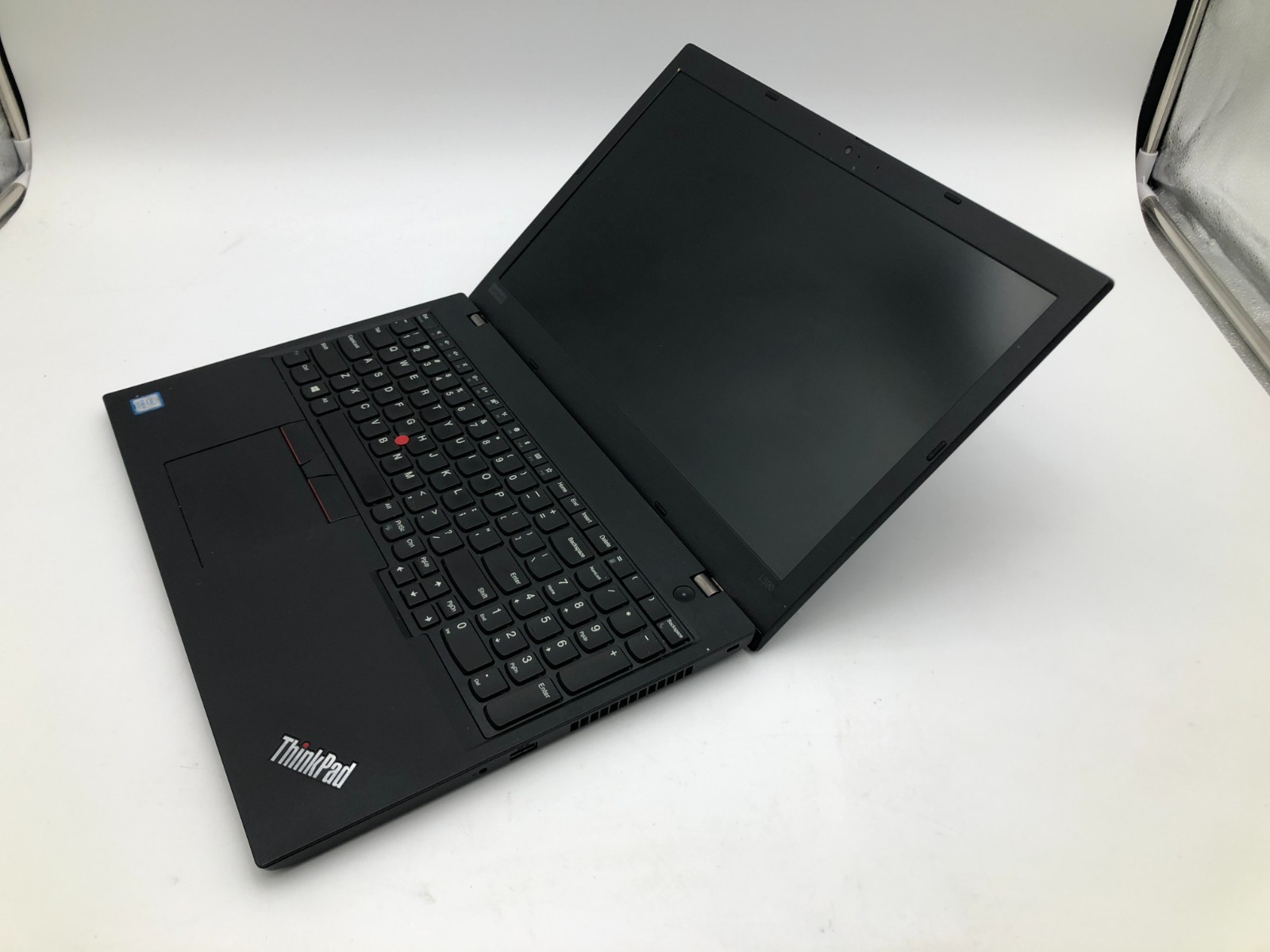 Lenovo ThinkPad L590 i5-8265U 8GB RAM 256GB NVMe SSD 15.6