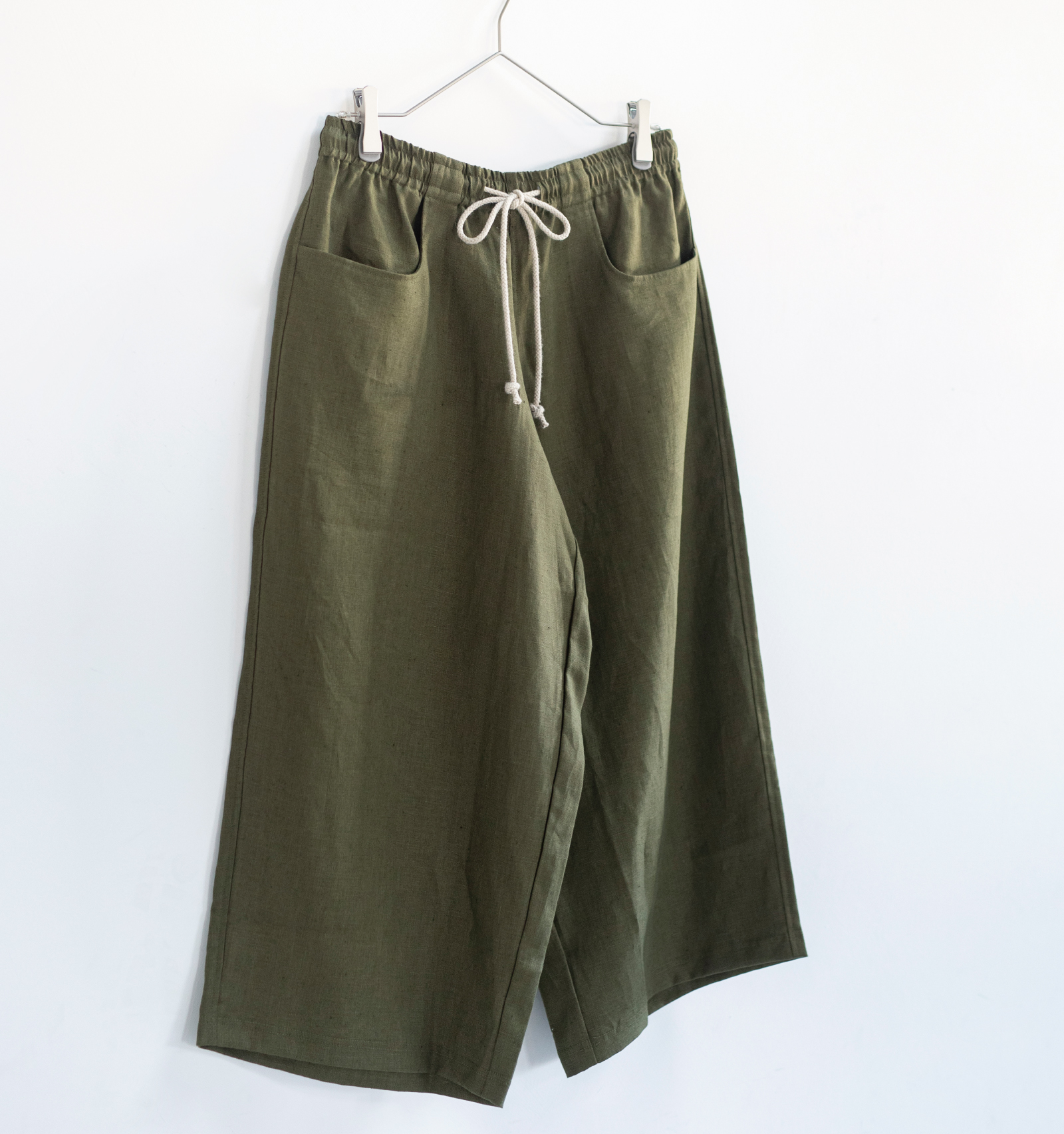 LOOSY: 8 オリーブ (8分丈リラックスパンツ) | 【公式】工房織座
