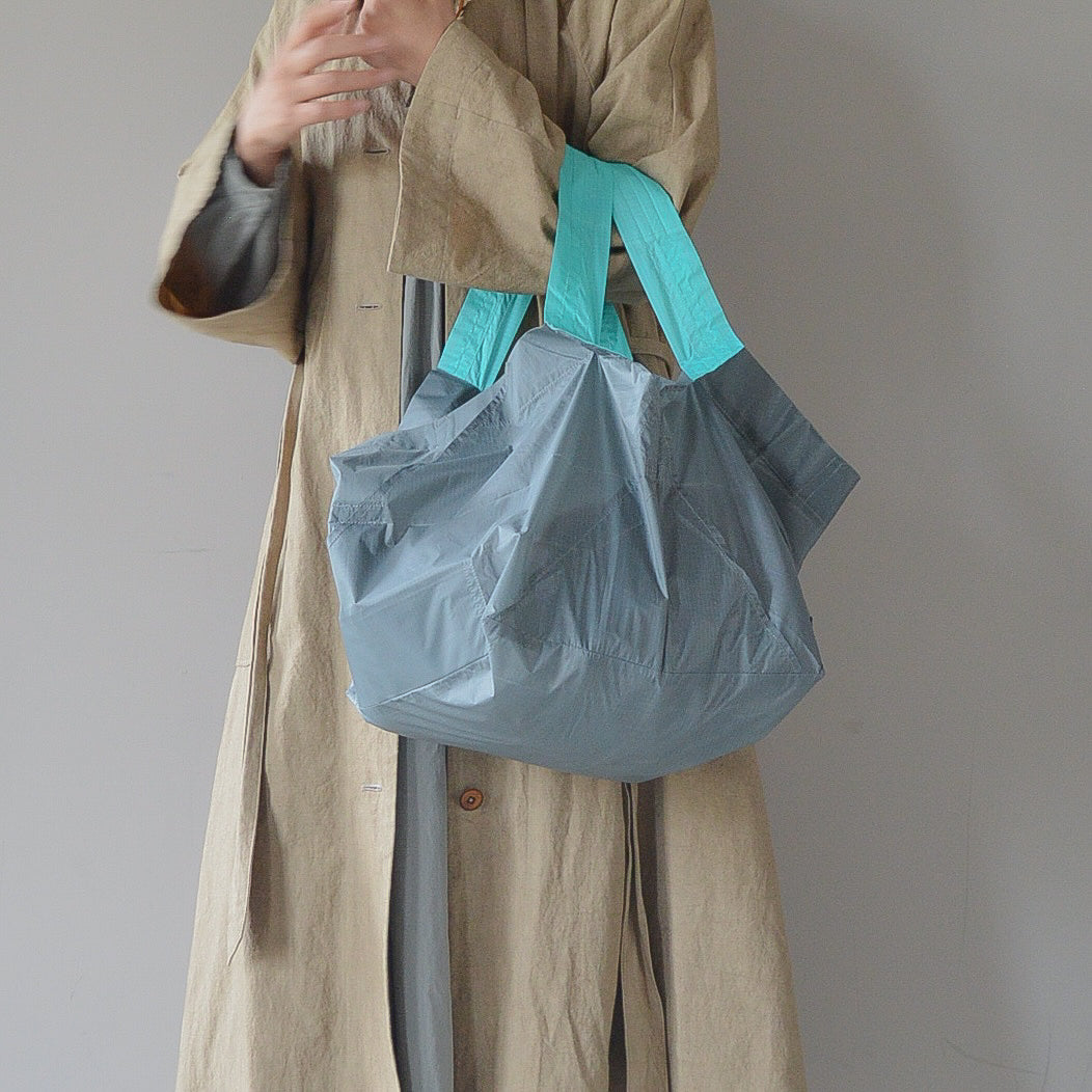 6E8F085A-7547-43B8-8012-