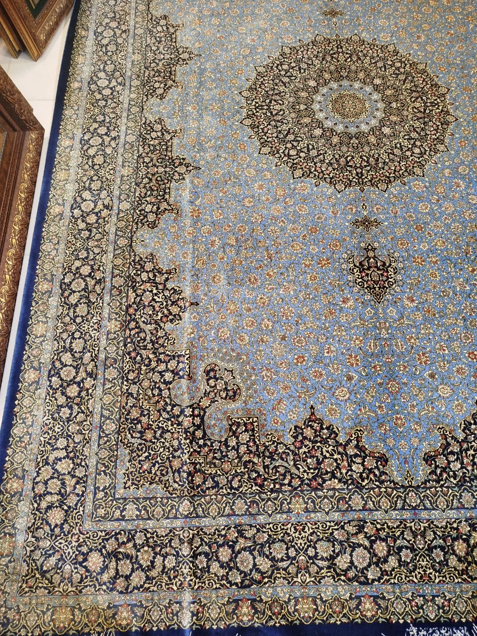 高級ペルシャ絨毯クム産シルク100％ メフルバフ工房 302×204cm（FN