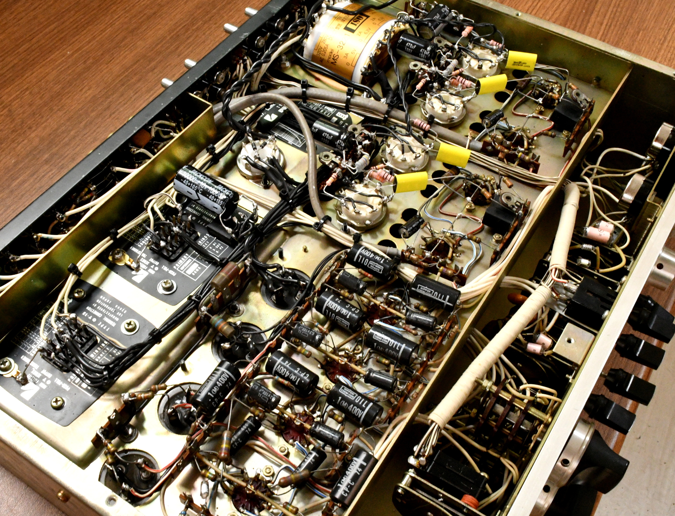 OTOMON LAB / Luxman SQ-38FD integrated tube amplifier with phono