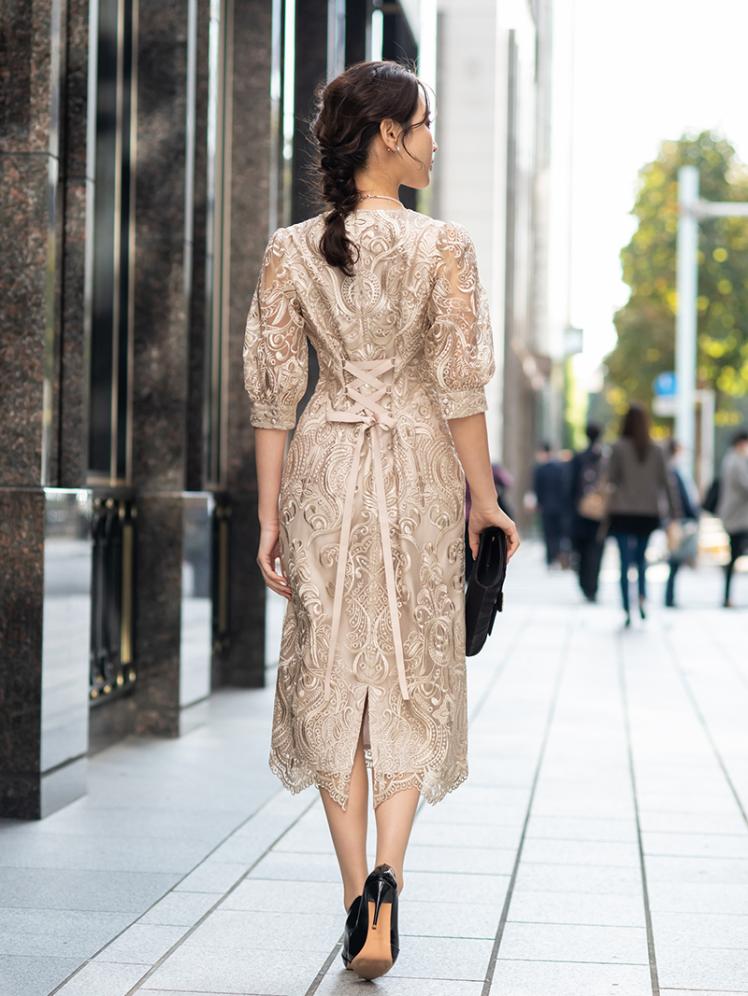 バルーンスリーブ刺繍ドレス(ベージュ)H1-392BE-XL | OTONA DRESS