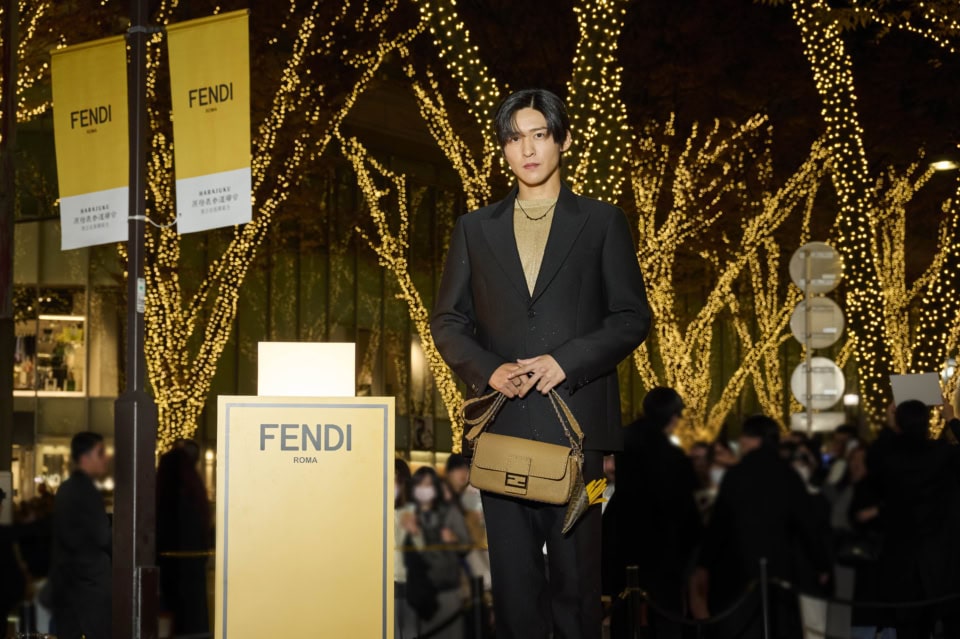 お気に入りはフライドポテトのチャーム!? Snow Man目黒蓮さんが