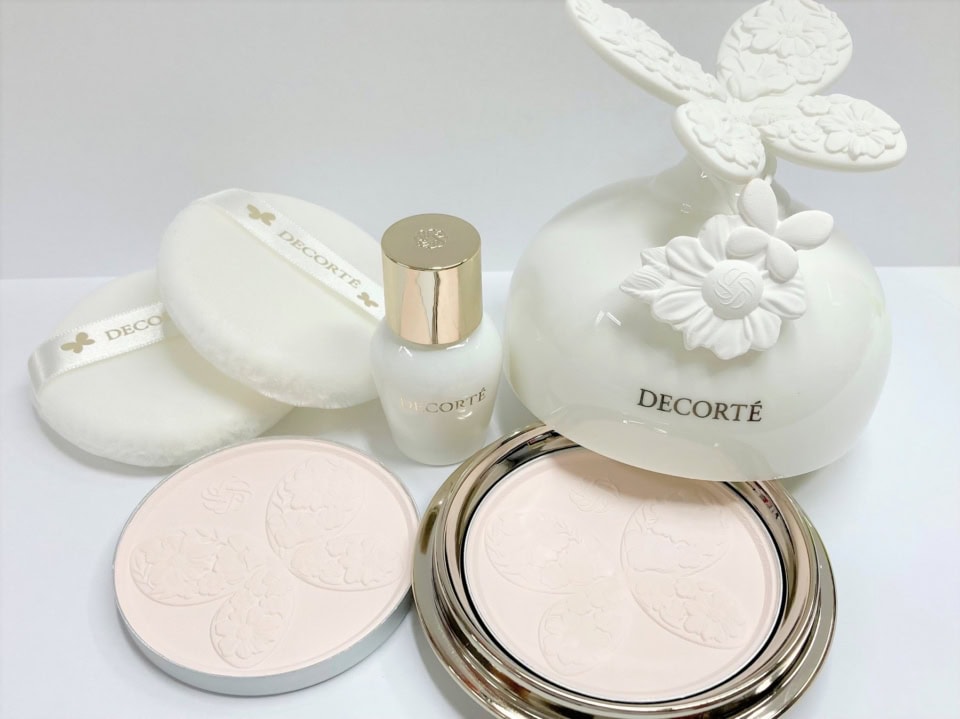 コスメデコルテ2025クリスマスコフレ｜予約・発売日、豊富な