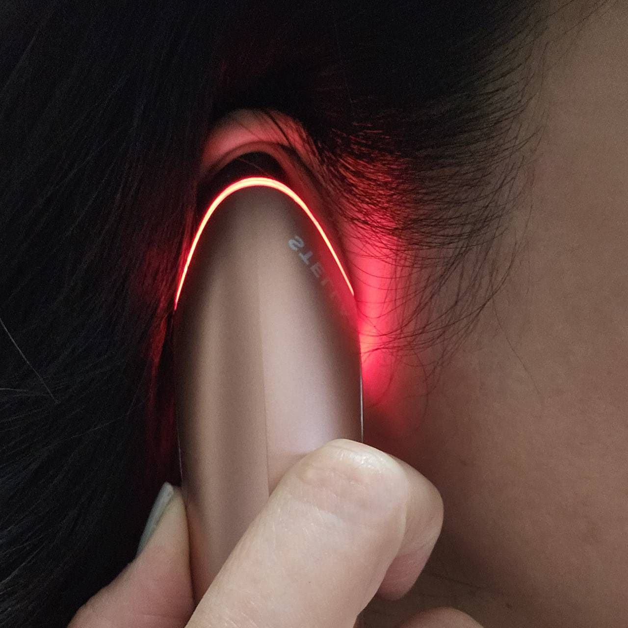 美容バリメソッドの STELLA BEAUTE Beauty Face Stick、鍛えて癒やす