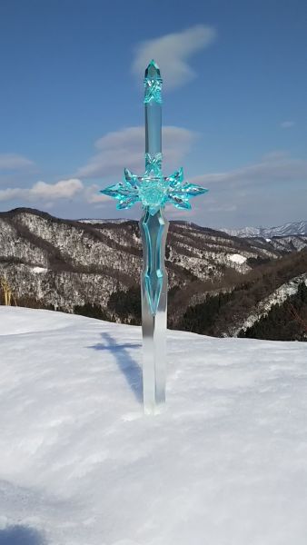 まさにソードアート 冬の敦賀に舞い降りた「青薔薇の剣」｜Infoseek