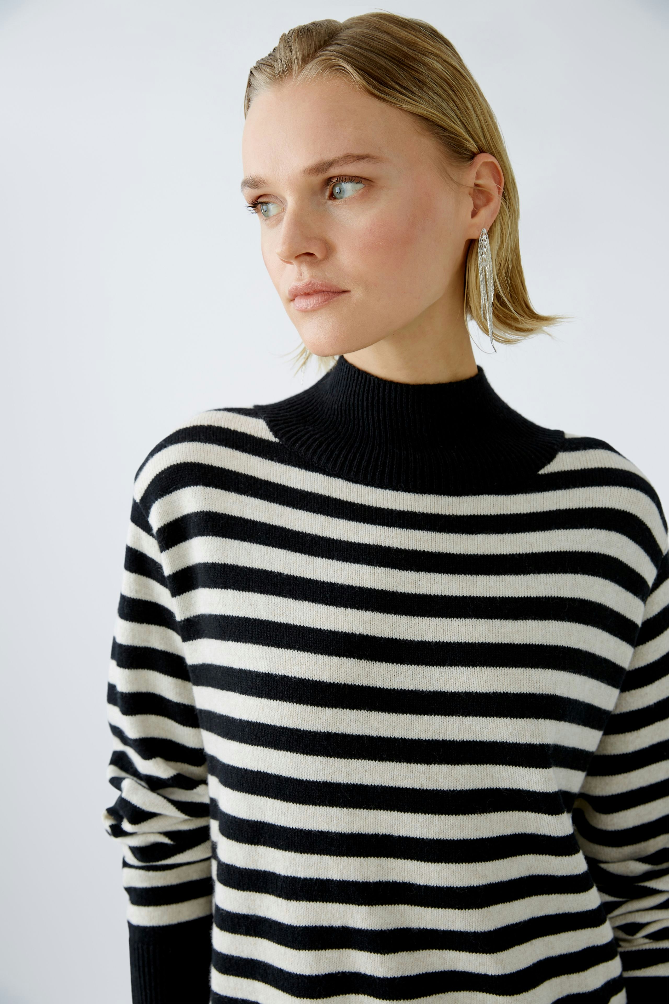 Rollkragenpullover - black offwhite