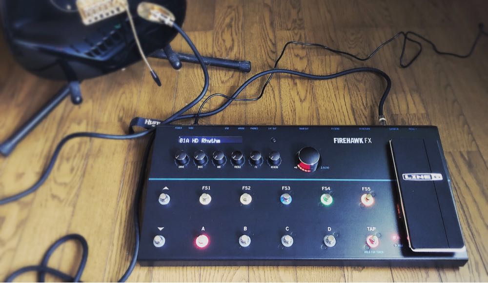 多くのマルチエフェクターの中で私がLINE6「Firehawk FX」を購入した