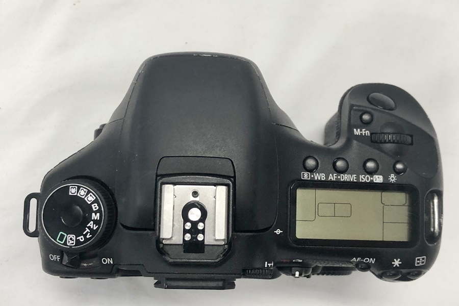 送料無料】◇Canon キヤノン 67）EOS 7Dボディ