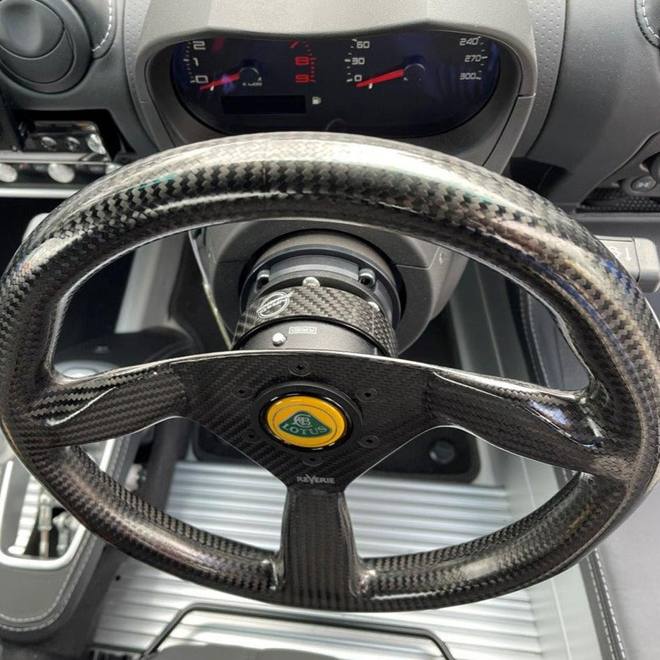 NRG（エヌアールジー） ブラックボディ&カーボンファイバーリング