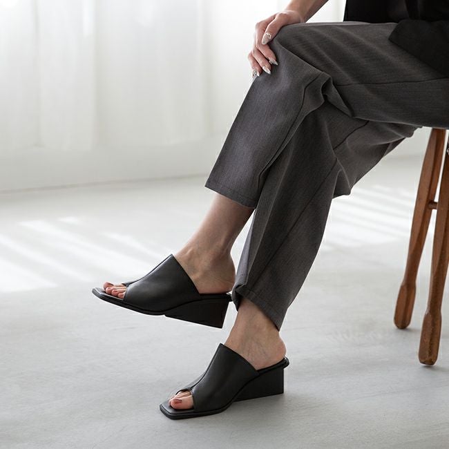 menue luxe (メヌエ リュクス) スクエアデザイン オープントゥ