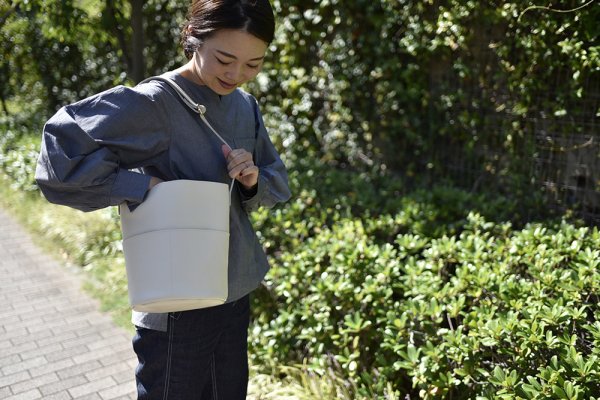 こだわりレザーのバケツバッグ – OURHOME