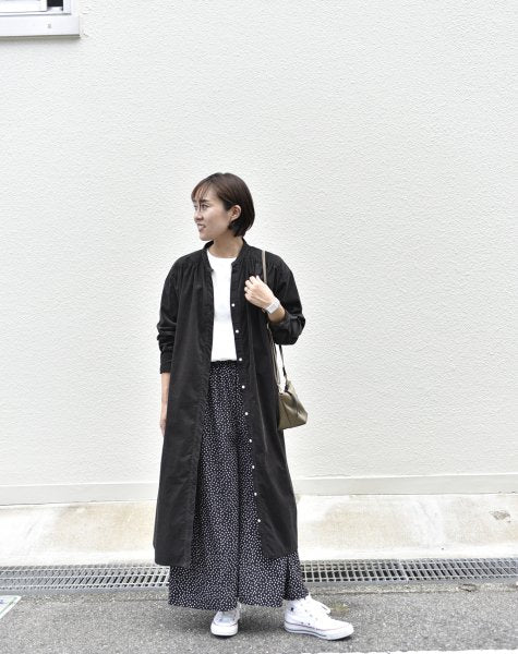 ゆったりフレアワイドパンツ – OURHOME