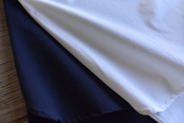 ハリ感素材のきれいめプルオーバー – OURHOME