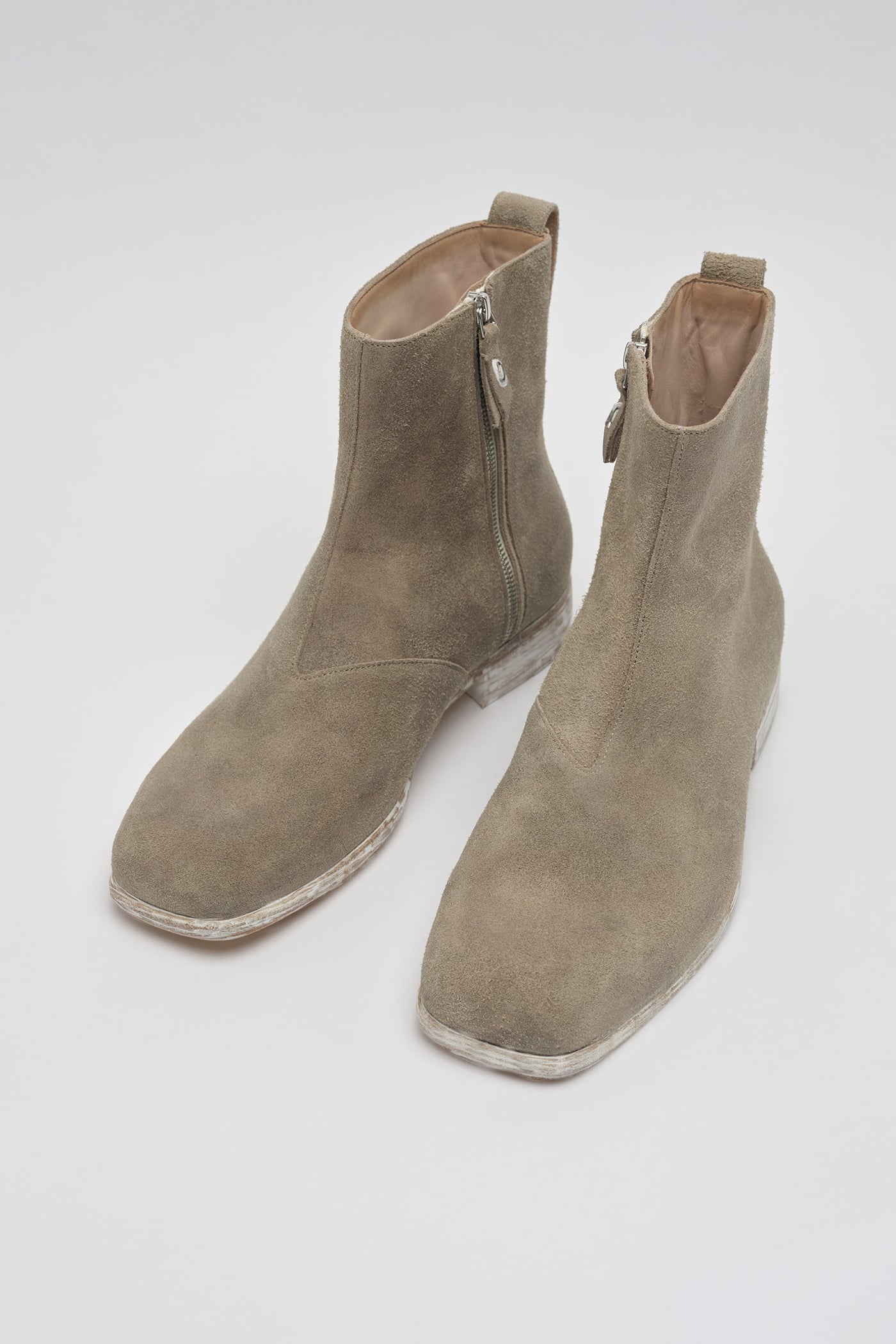 Our Legacy - Michaelis Boot Waxy Champagne Suede