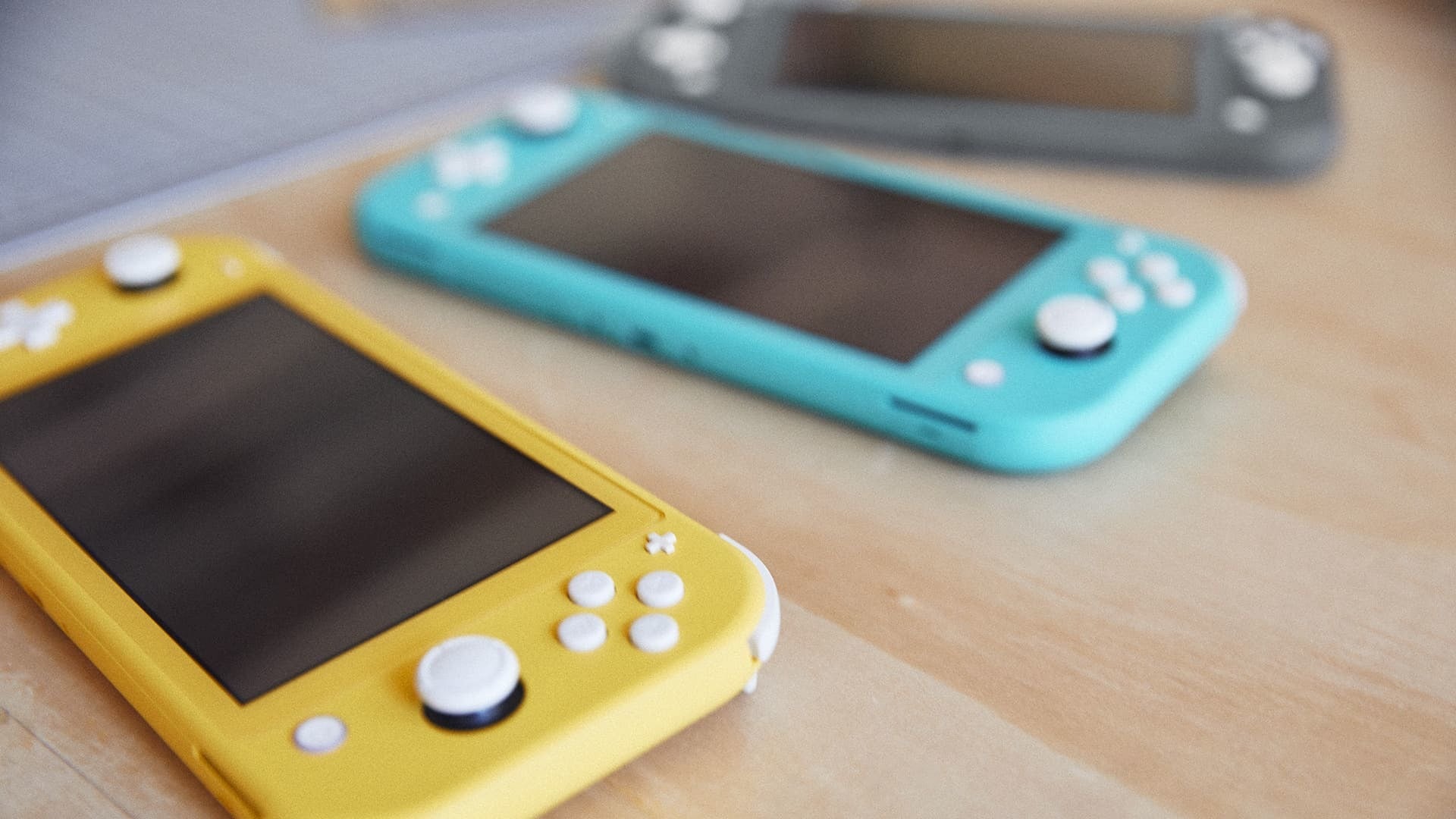 Nintendo Switch Lite - Hardware Specs, Colors, and Price