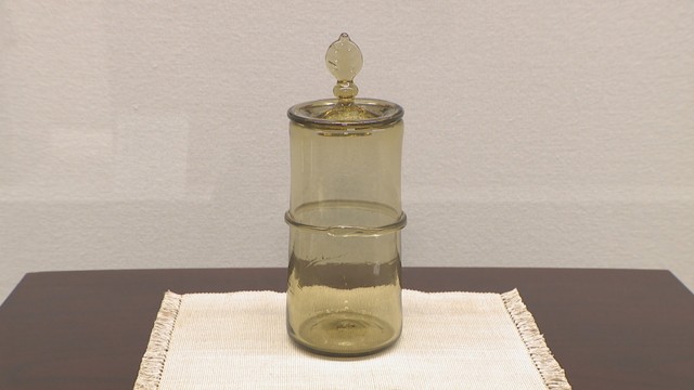 倉敷ガラスの創始者・小谷眞三さんの作品展 温かみのある作品53点を