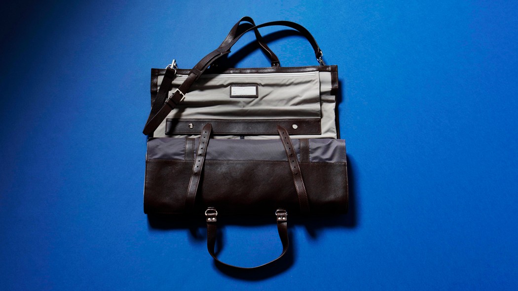 出張のお供に、ブルネロ クチネリのガーメントバッグ：アエラスタイル
