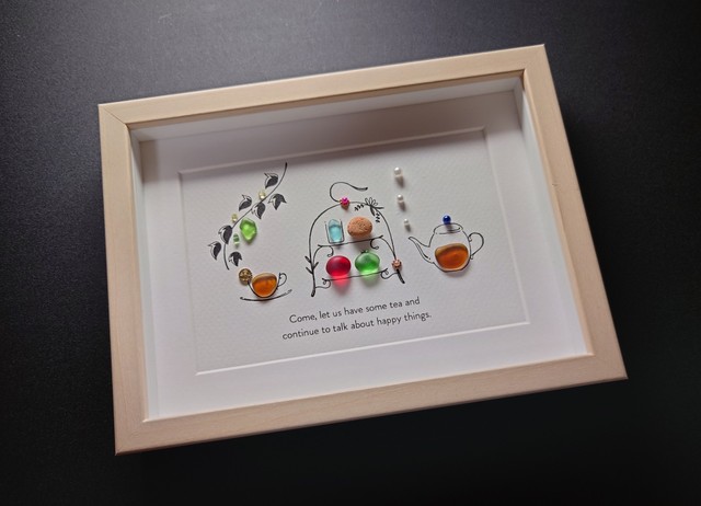 これがガラスのカケラ？…長い年月を波で磨かれた美しさ 姉妹で営む工房