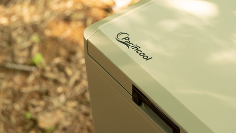 品切れ間近】エコでおしゃれなポータブル冷凍・冷蔵庫「パシフィクール