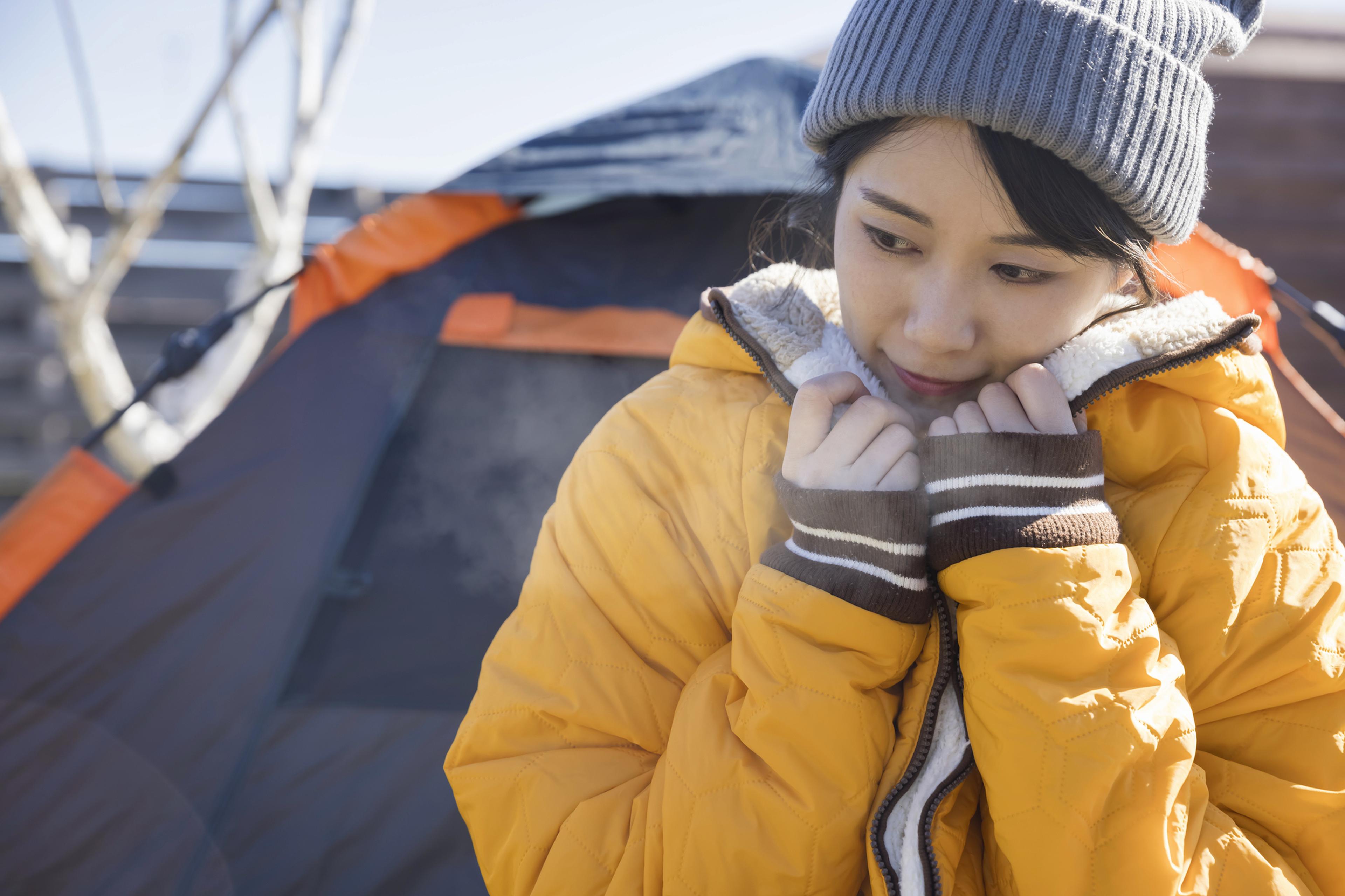 寒冷地でも安心！モンベルのパーマフロストダウンパーカの魅力を紹介