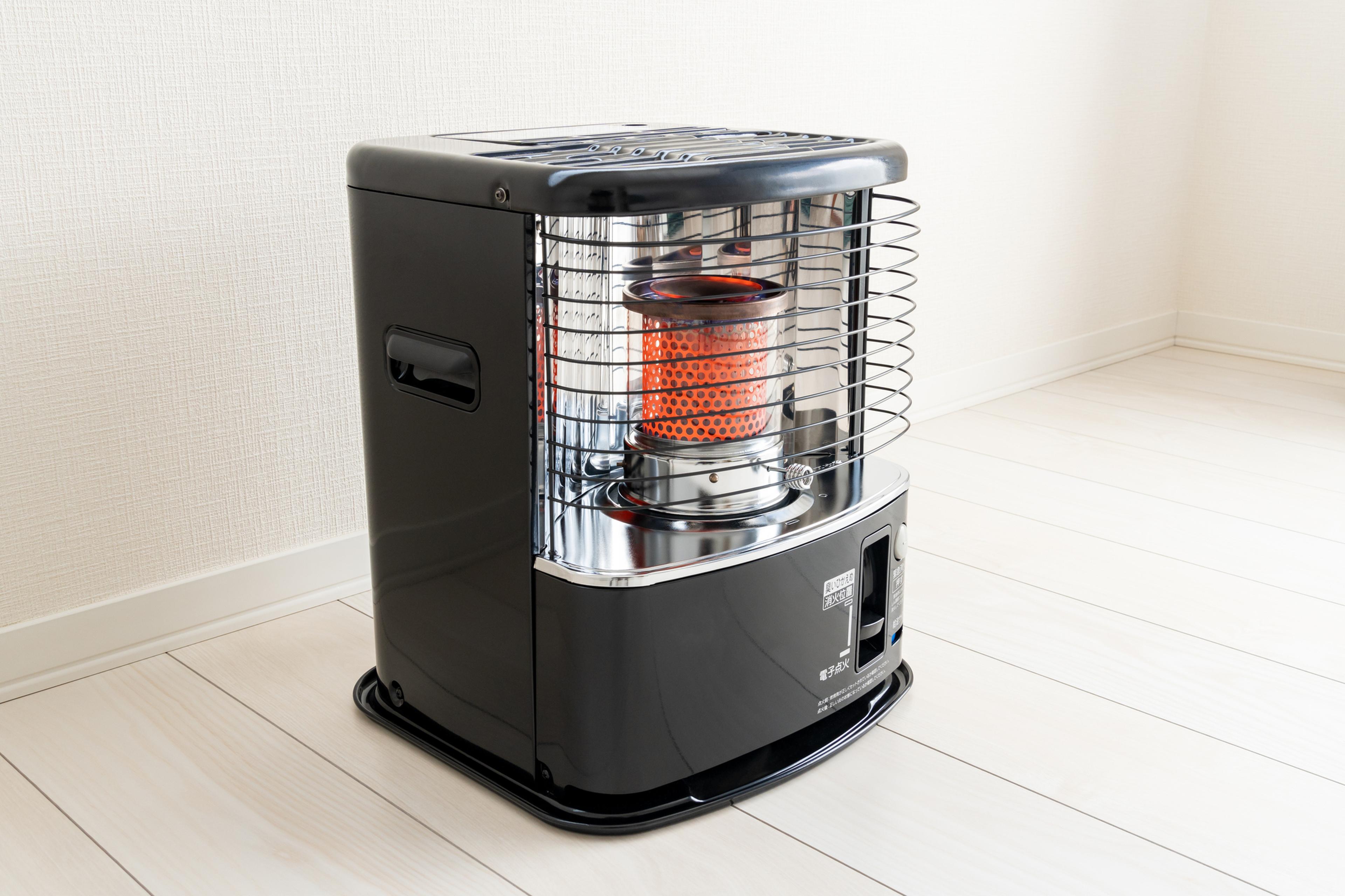 反射式ストーブおすすめ8選！寒い季節のキャンプのお供に | キャンプ