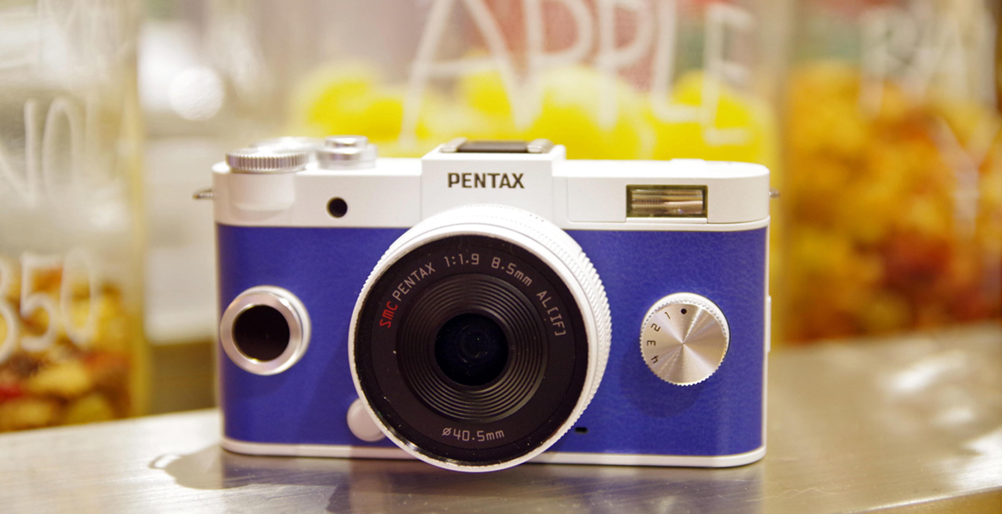 PENTAXのミラーレス一眼はかわいくてカメラ女子にもおすすめ