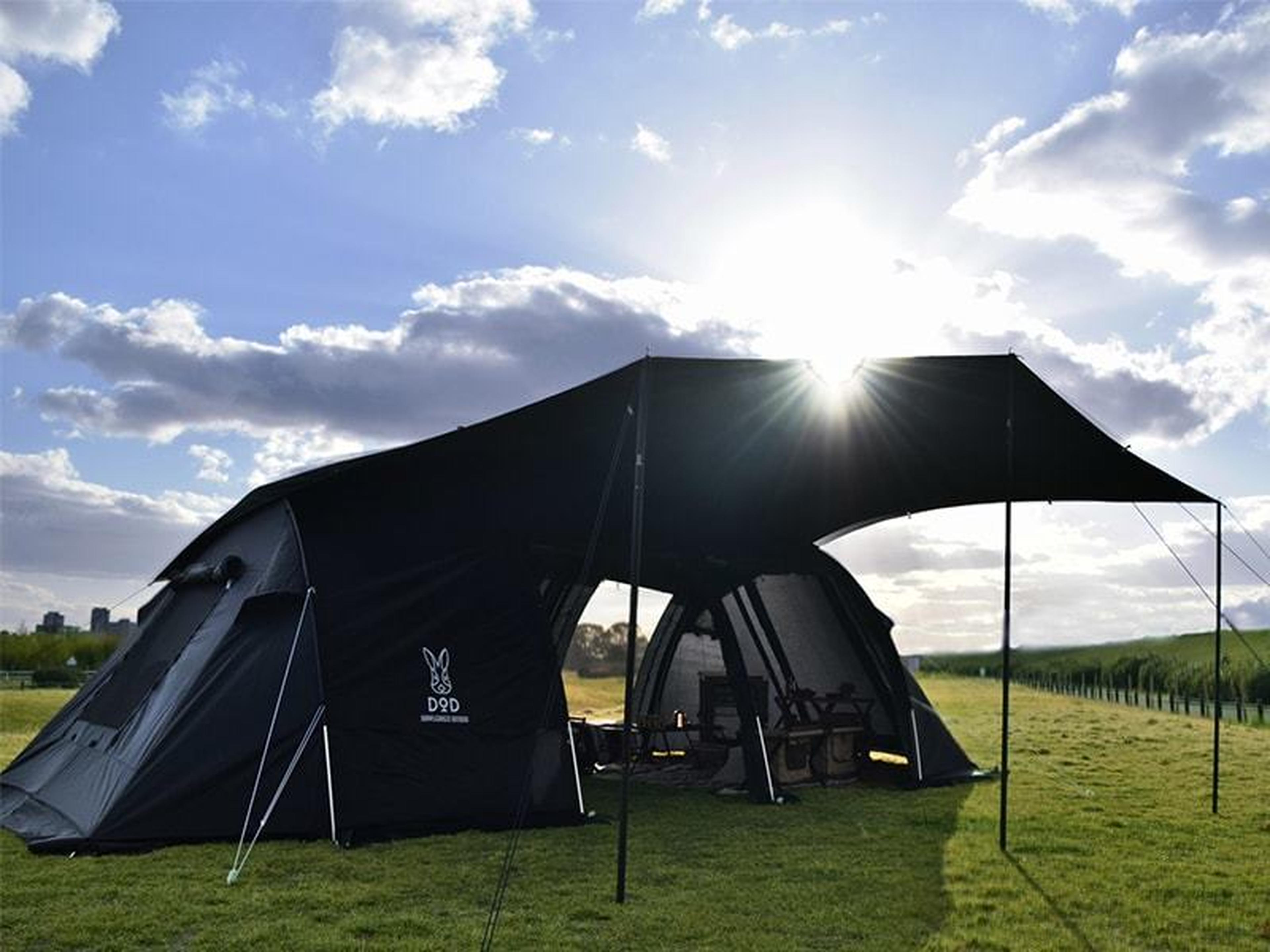 驚きの黒さ！3分で完売したカマボコテント2にクールな新色ブラックが