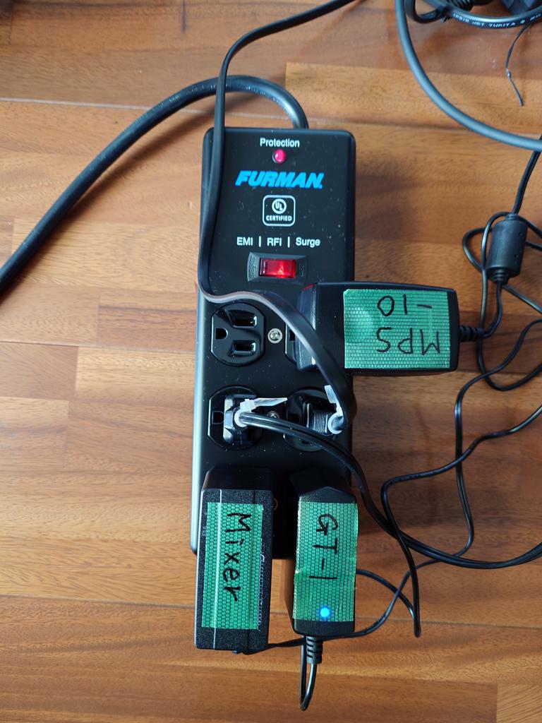 FURMAN ( ファーマン ) SS-6B パワーディストリビューター 送料無料