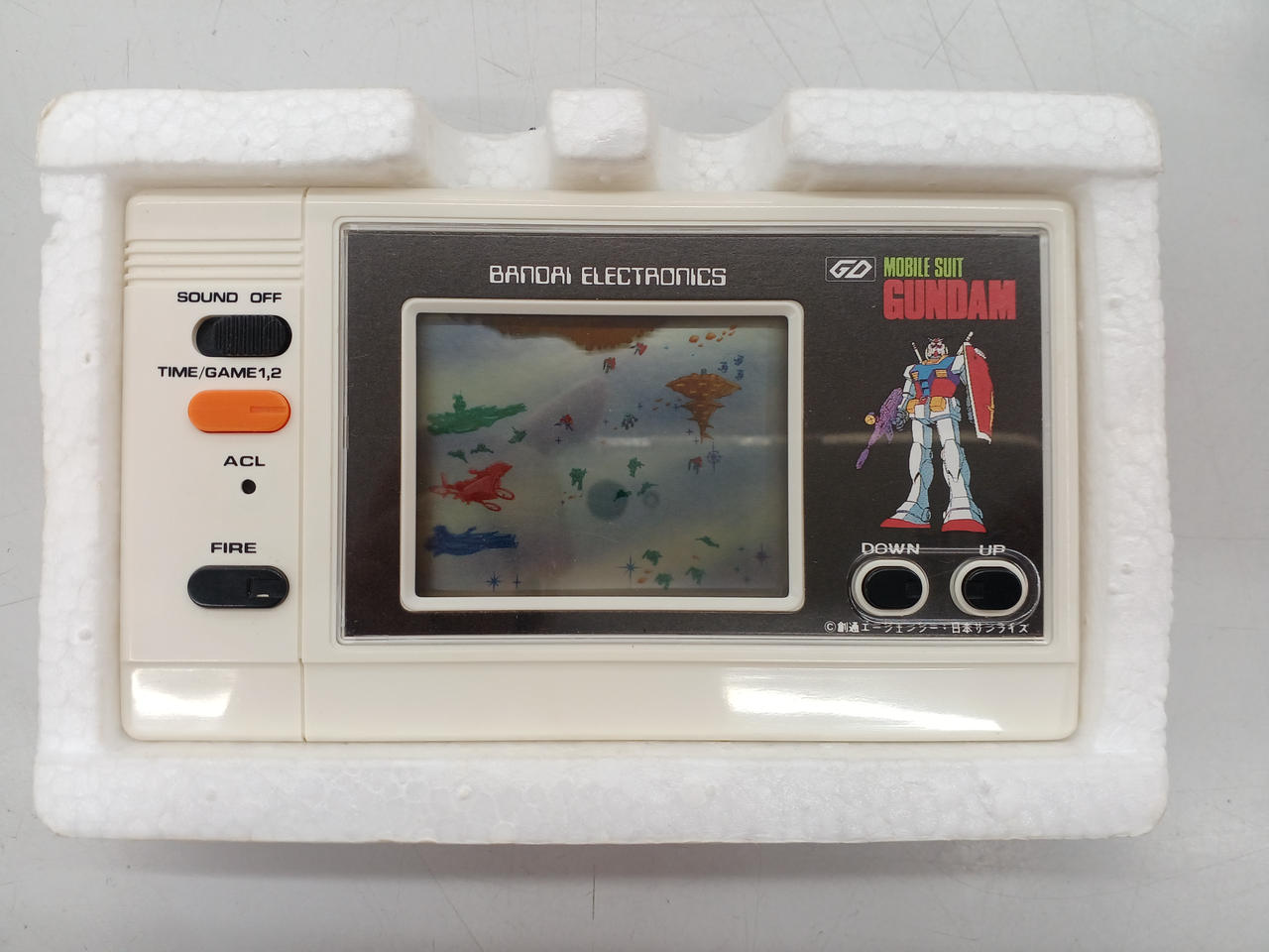 BANDAI|機動戦士ガンダム LCD GAME DIGITAL|【ハードオフ公式通販