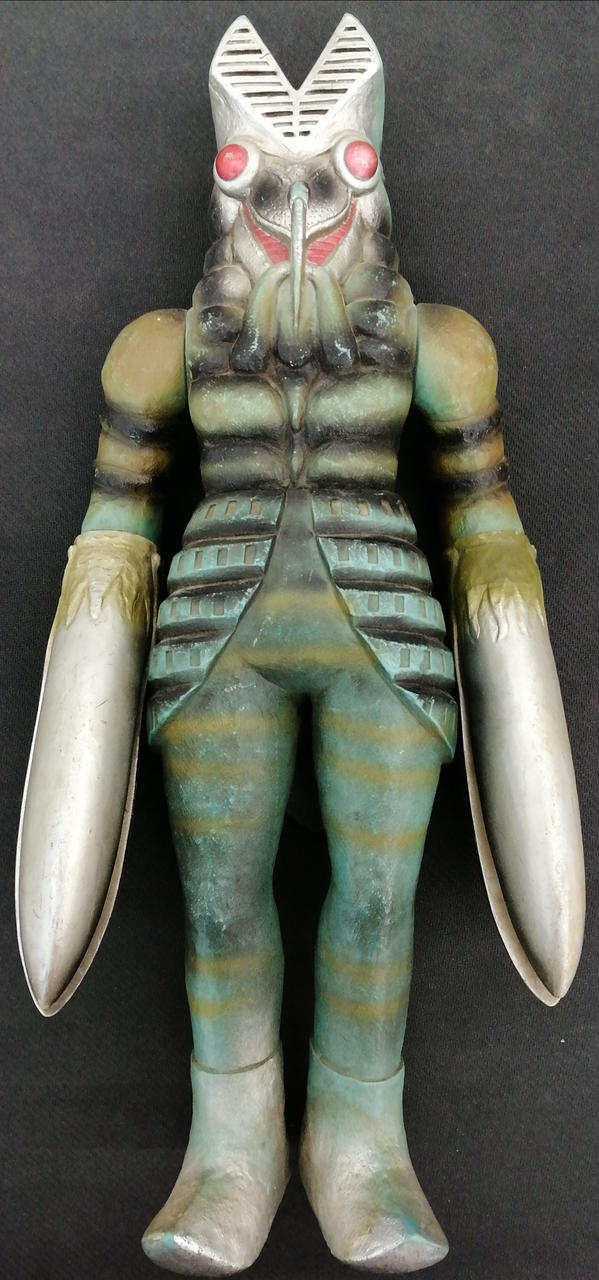 BANDAI|バルタン星人 1984 ソフビ|【ハードオフ公式通販】オフモール