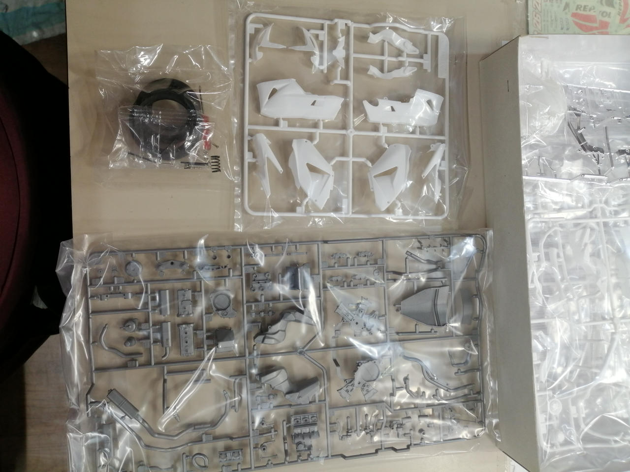 TAMIYA|1/12 レプソル HONDA RC211V '06|【ハードオフ公式通販】オフ