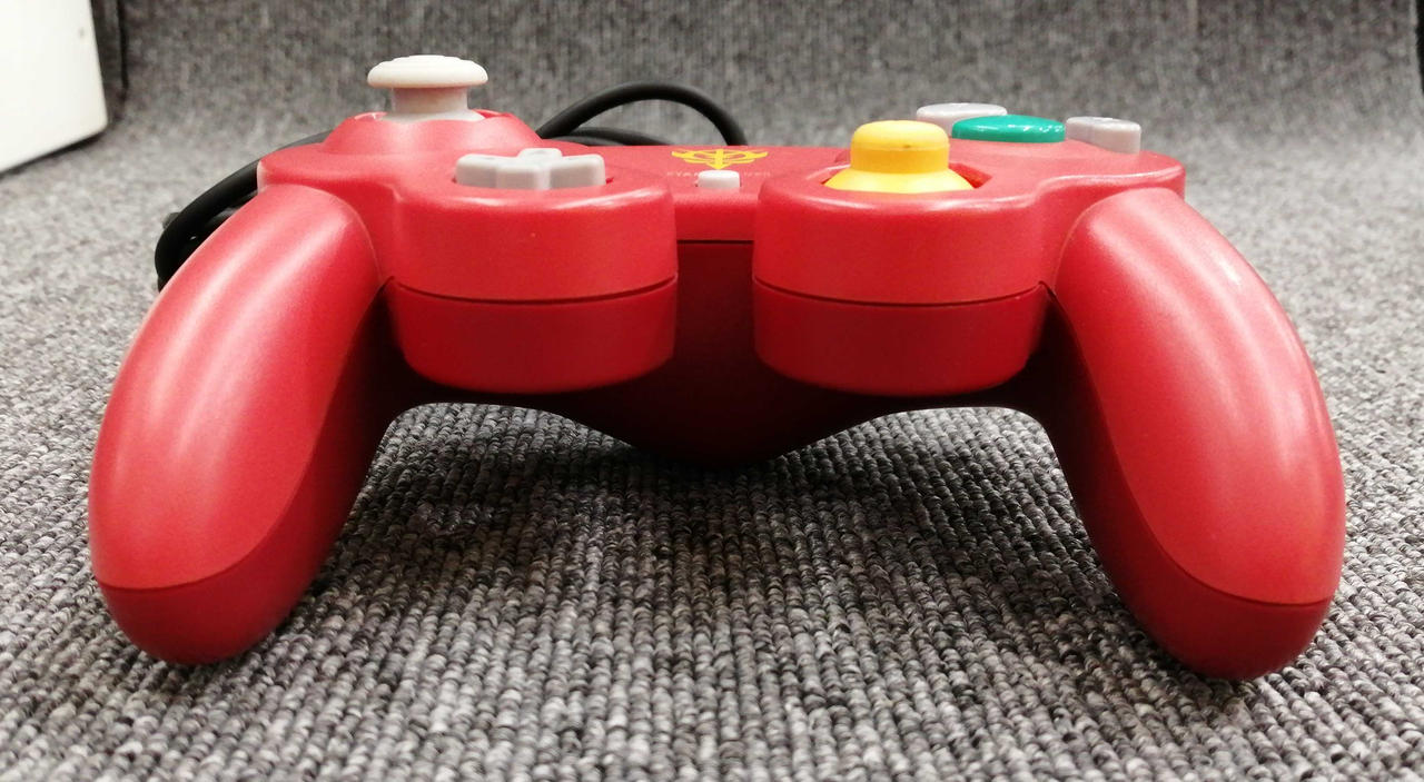 NINTENDO|シャア専用GCコントローラ|【ハードオフ公式通販】オフモール