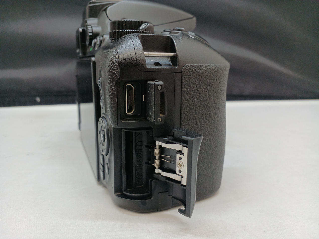 ニコン(NIKON)|D5500 18-55 VR II レンズキット|【ハードオフ公式通販