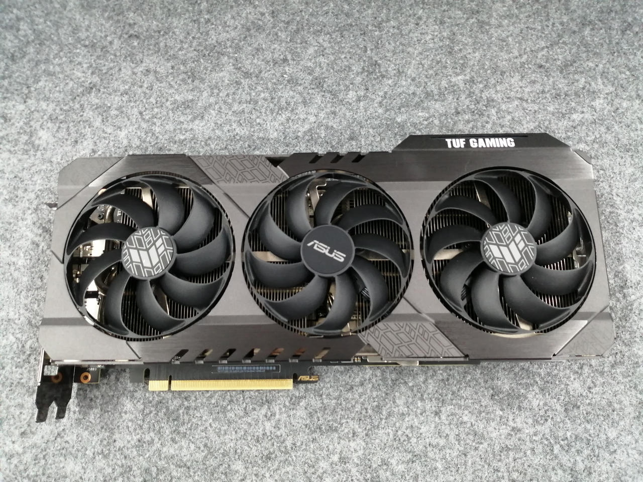 アスース(ASUS)|グラフィックボード|【ハードオフ公式通販】オフモール