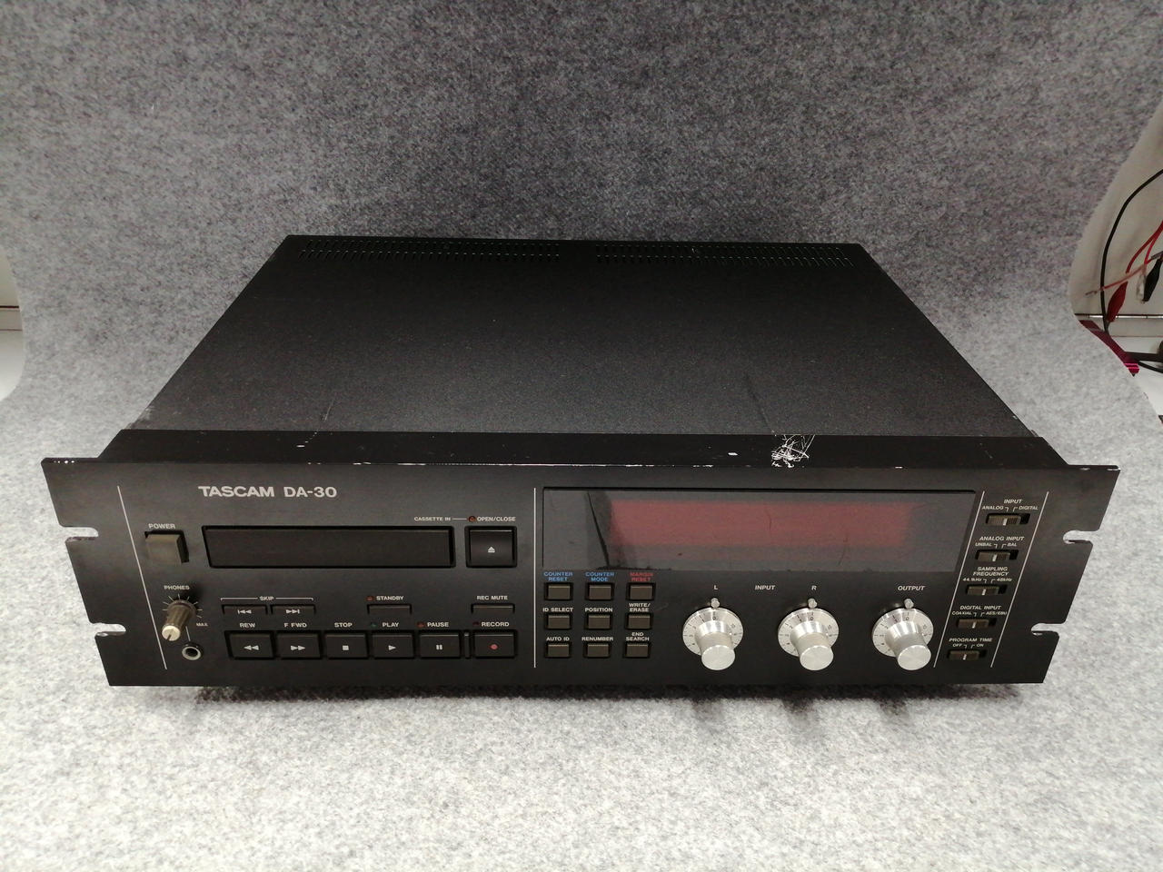 タスカム(TASCAM)|TASCAM DA-30|【ハードオフ公式通販】オフモール