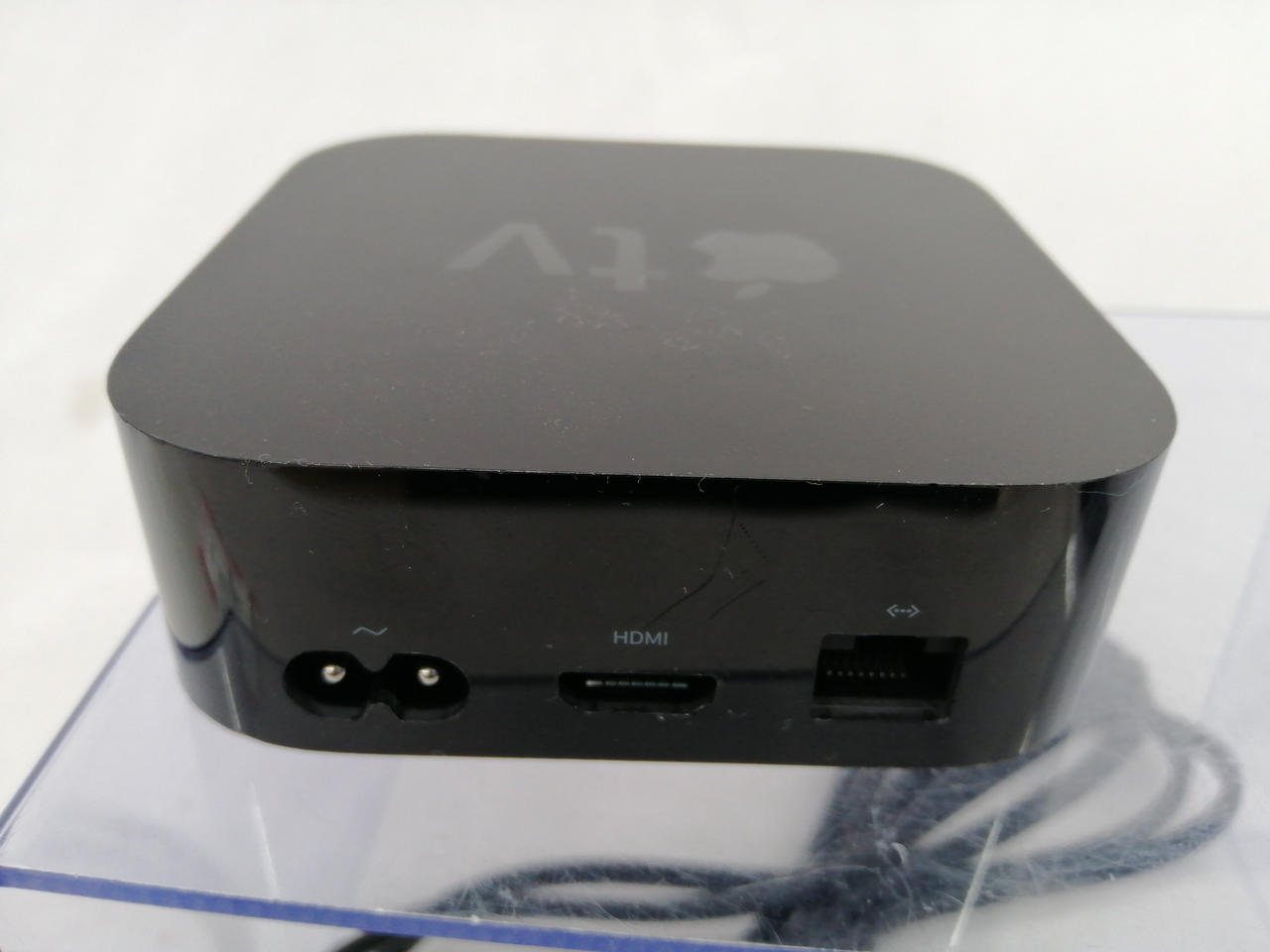 中古・送料込】Apple TV 4K 第1世代64GB本体とリモコン 箱なし 中古