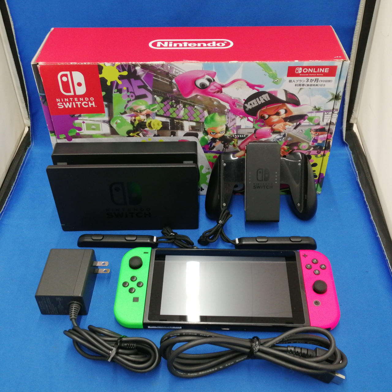 ニンテンドウ(NINTENDO)|NINTENDO SWITCH(スプラトゥーン2同梱モデル