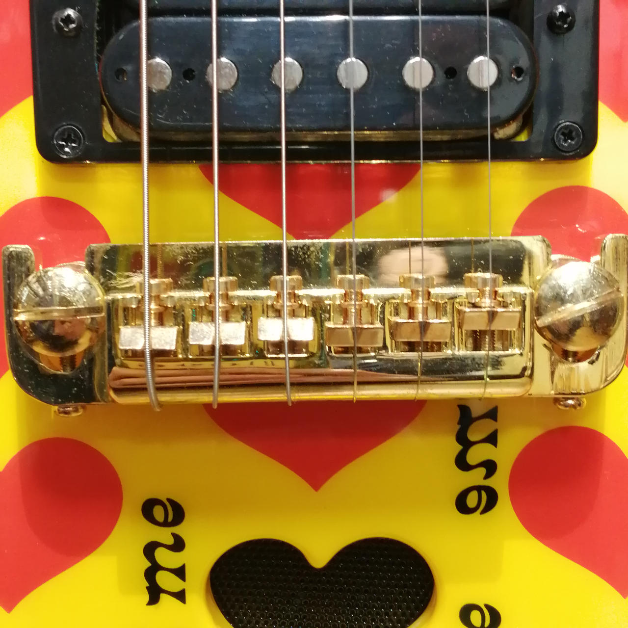 BURNY|アンプ内蔵ギター|【ハードオフ公式通販】オフモール