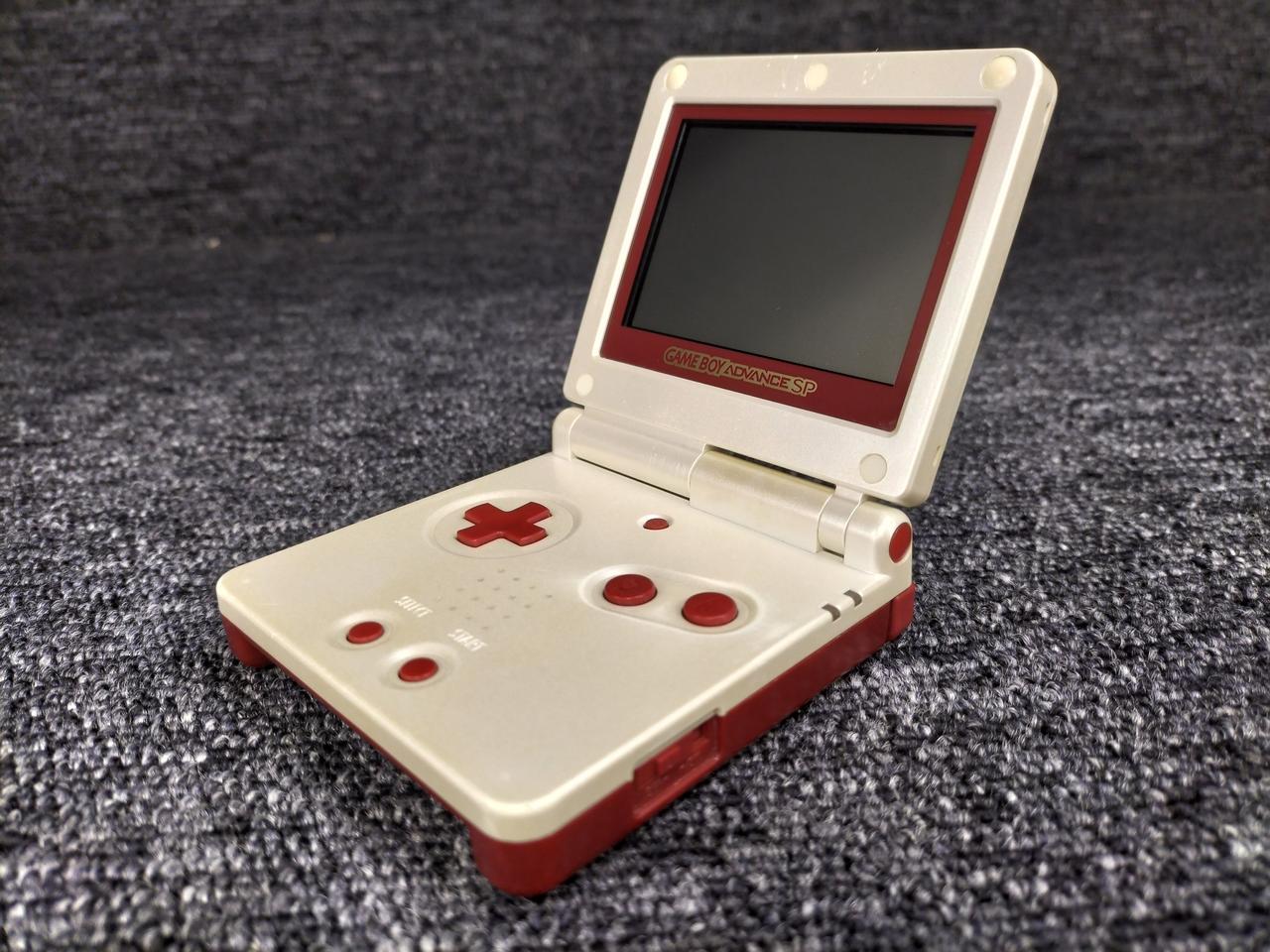 ニンテンドウ(NINTENDO)|GBA SP(ファミコンカラー)|【ハードオフ公式