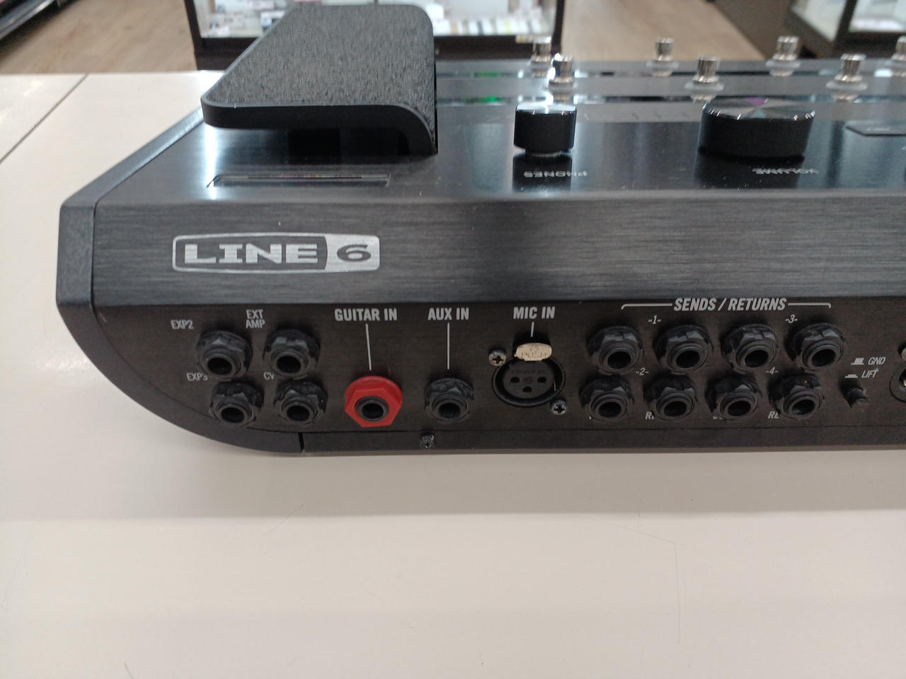 LINE6 Helix Floor ほぼ未使用品 箱付属品完備 純正バッグ付属 LINE6