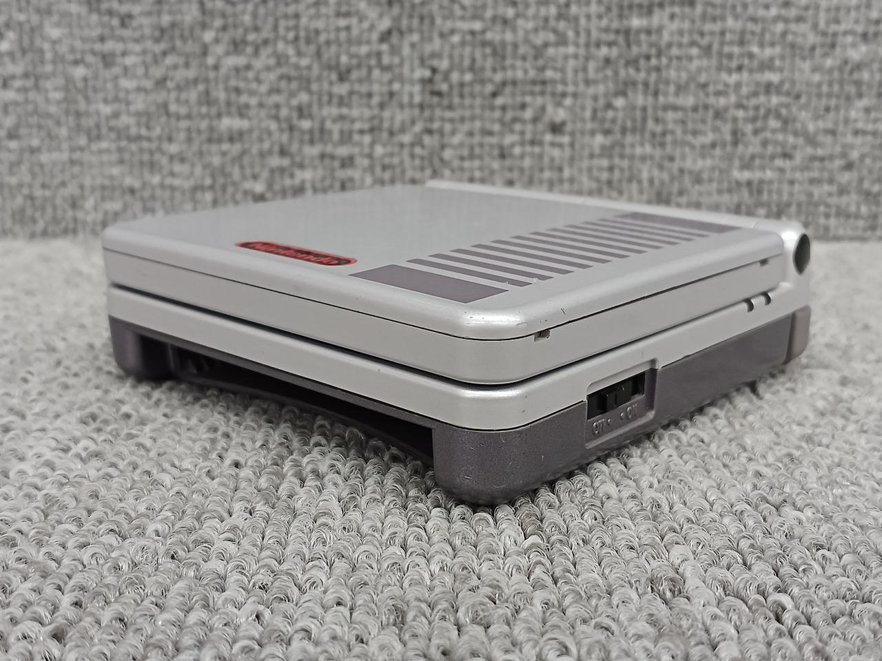 ニンテンドウ(NINTENDO)|ゲームボーイアドバンスSP(海外版)|【ハード