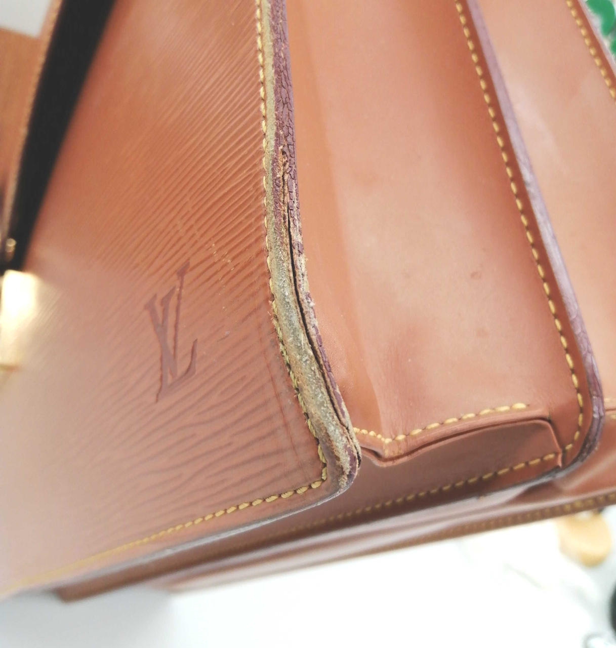 ルイヴィトン(LOUIS VUITTON)|エピビジネスバッグ|【ハードオフ公式