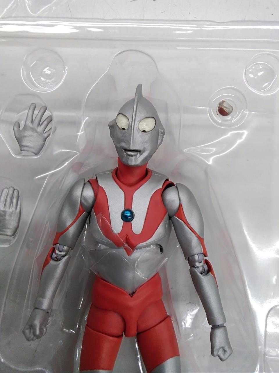 BANDAI|S.H.FIGUARTS ウルトラマン(Aタイプ)|【ハードオフ公式通販