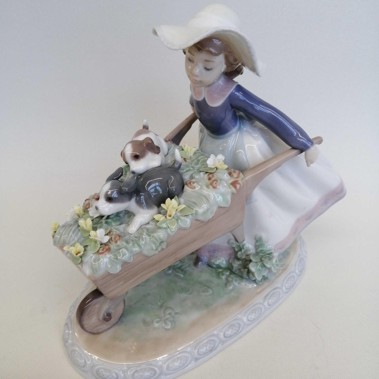 リアドロ リヤドロ(LLADRO)|犬と少女乗せてあげる|【ハードオフ公式