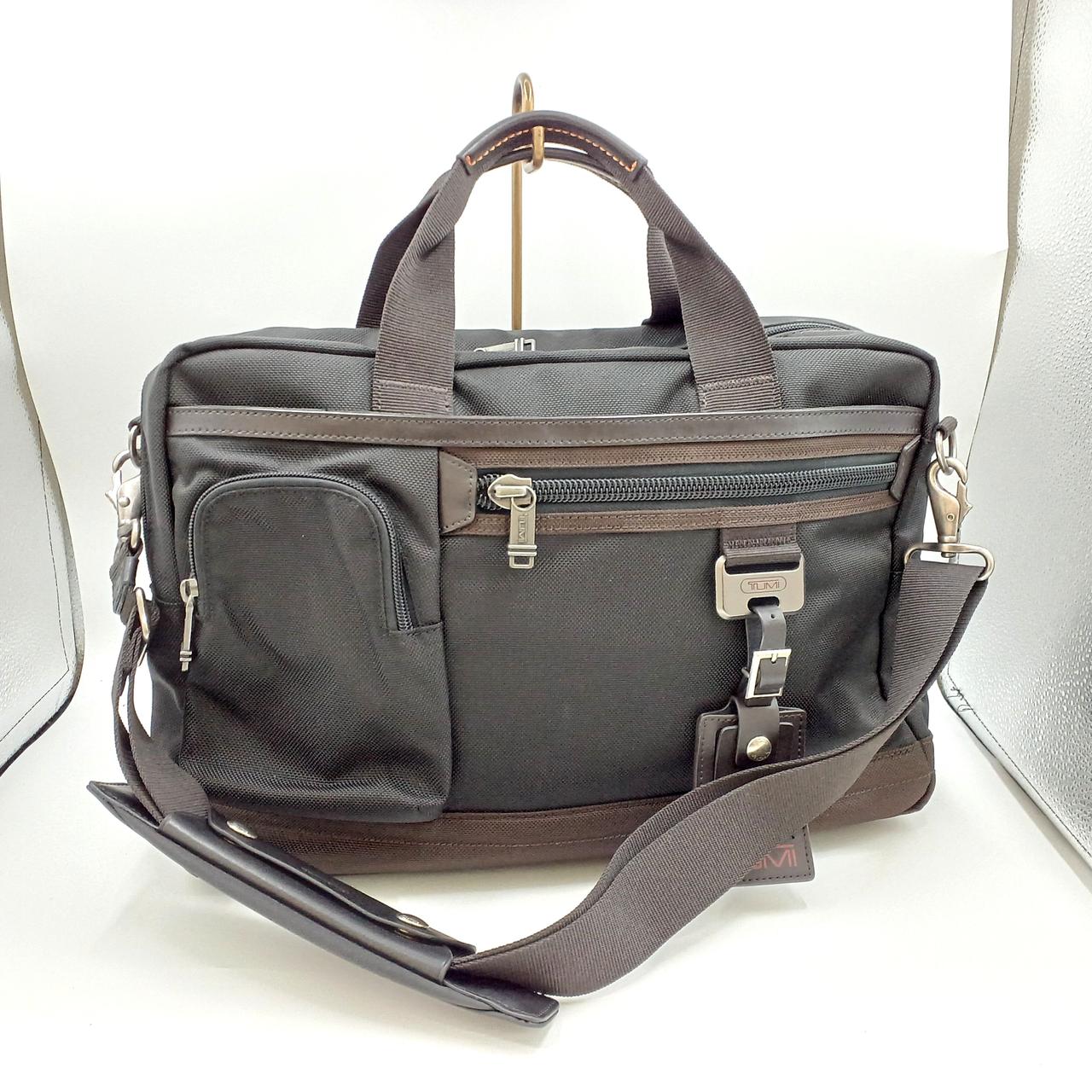 トゥミ(TUMI)|エクスパンダブル2WAYビジネスバッグ|【ハードオフ公式