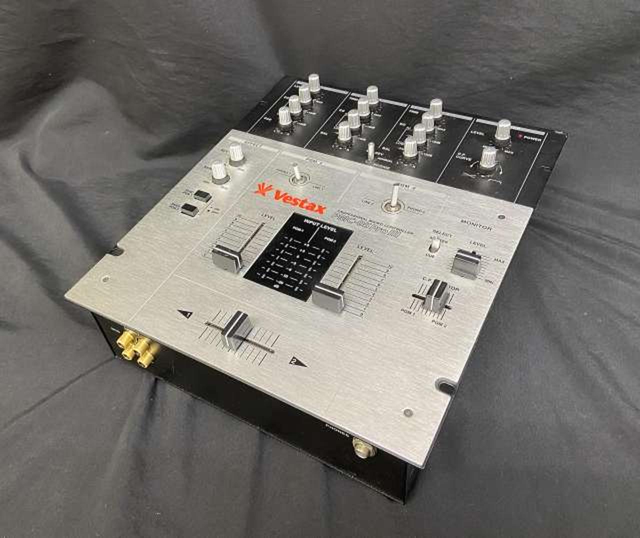 ベスタクス(VESTAX)|【クラブの現場で多用される定番商品】DJミキサー