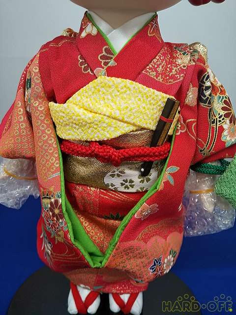 不二家|ペコちゃん誕生50周年記念 晴れ着ペコちゃん 茜の晴れ着