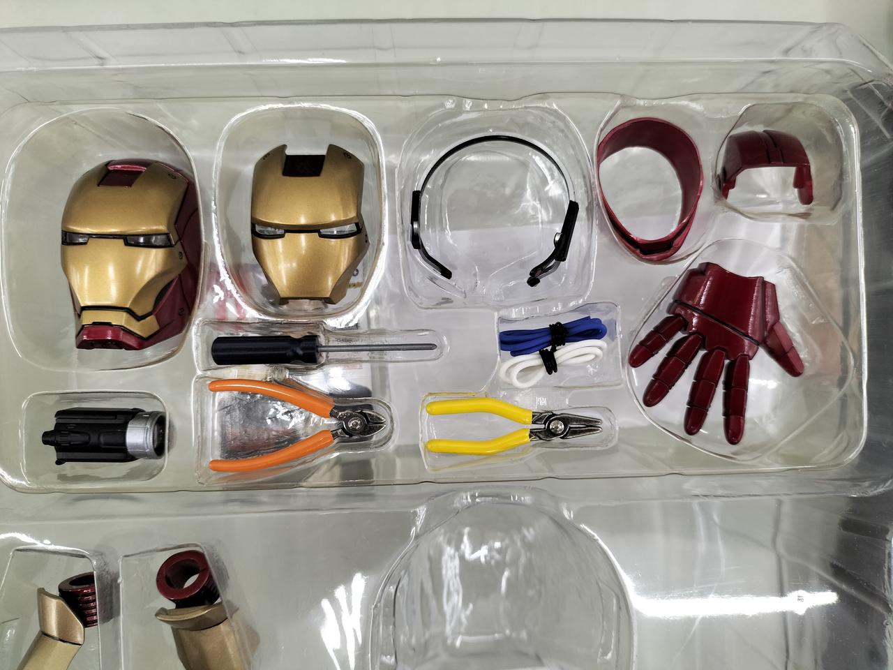 ホットトイズ(HOT TOYS)|アイアンマン3 トニー・スターク|【ハード