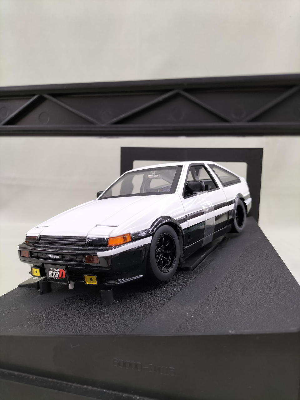 JADA TOYS|頭文字D AE86 1/18|【ハードオフ公式通販】オフモール